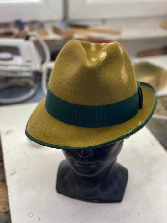 Forsthut schilf dunkel